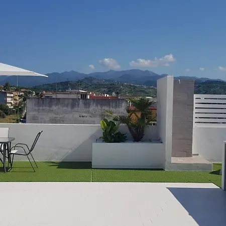 L'isola Di Ago Lägenhet Torregrotta