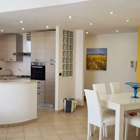 L'isola Di Ago Torregrotta